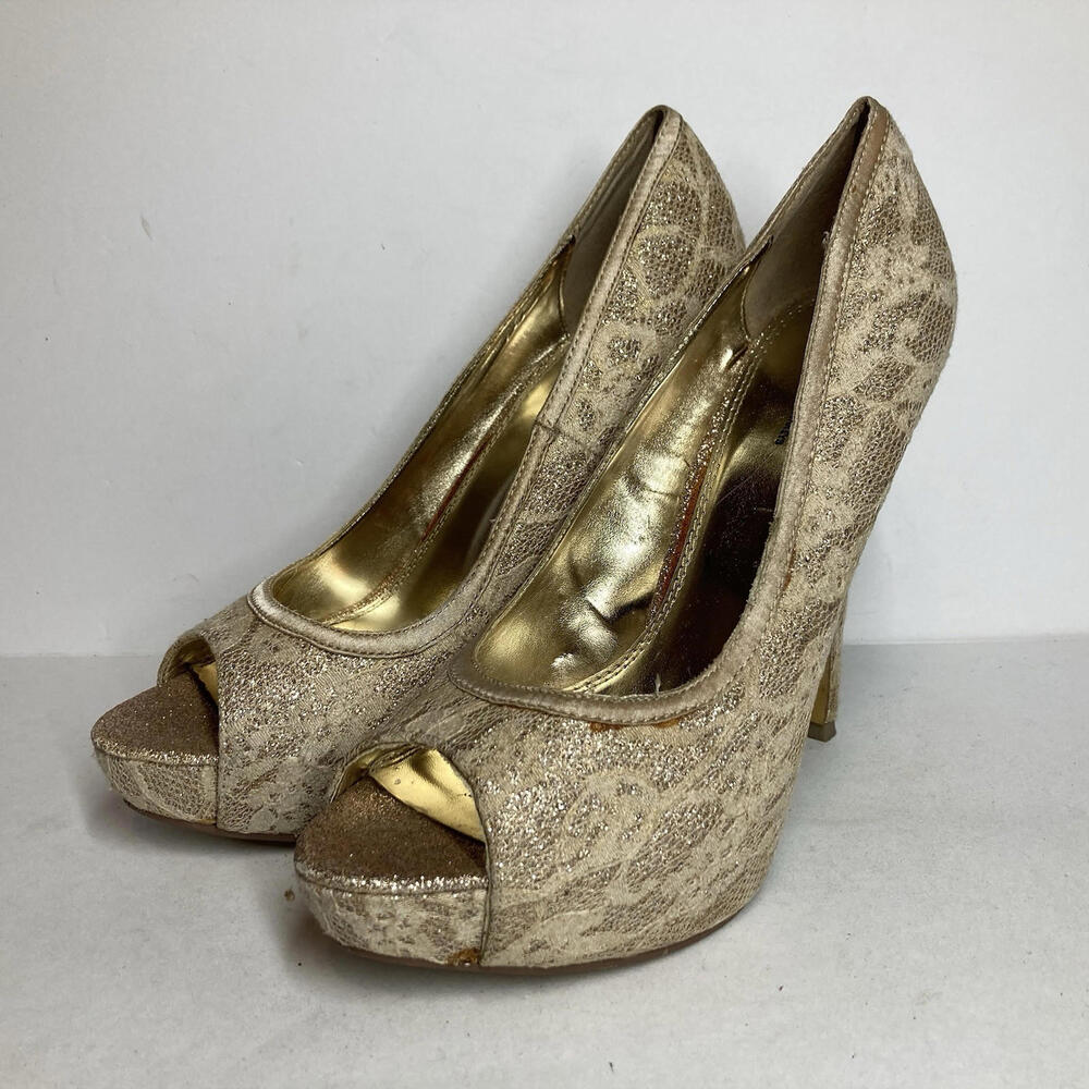 Women’s 8.5 Gold Sparkle Mesh 5 inch Heels Shi by Journey’s Floral Pattern